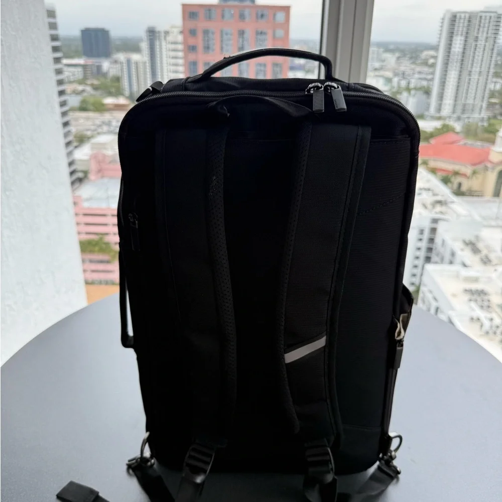 Samsonite Silhouette 17 Travel Backpack / Business Carry-On
